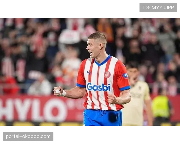 赫罗纳1-0塞维利亚，米歇尔的球队凭借极致传控（75%控球率）拿下关键三分